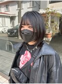 暗髪 黒髪 韓国 ミディアムレイヤー 小顔 イメチェン ストレート