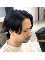 ニコフクオカヘアーメイク(NIKO Fukuoka Hair Make)&nbsp;「NIKO」大人前さがりセンターパート