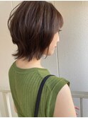 外ハネショートウルフ ひし形シルエット 大人ショート