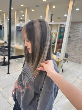 シークネクスト 八王子(SeeK NEXT) デザインカラー/ブリーチカラー/ハイトーン/ブロックカラー