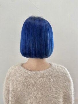 ヘアーアンドメイクアップモパ ブルーカラー