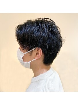 ヴェルデ(VERDE) 刈り上げ無しセンターパート