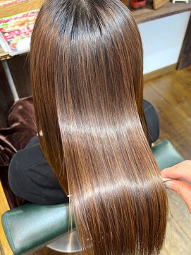 ル コワン ククー(Le coin coucou) 酸性ストレート