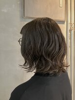 アタッカ(atacca)&nbsp;ミディアム　パーマ　ふわふわ　カール　ラフ　カジュアル