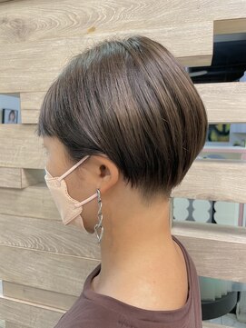 テテ(TETE) 刈り上げオトナショート