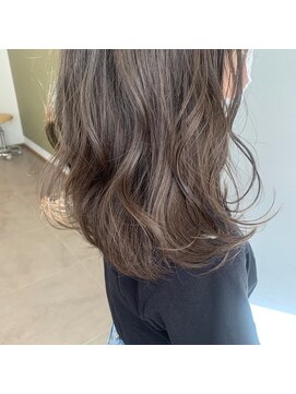 エミィ(emme) 【emme×笹川】ナチュラルハイライト×パーマ