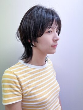 ロロン(LORONG) ミディアムスタイル ウルフレイヤー