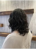 黒髪パーマ