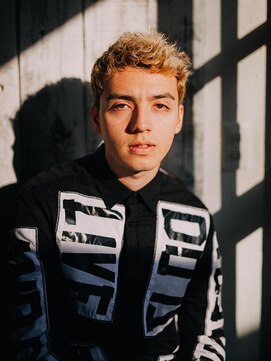 スタリー(Starry) 癖を活かした外人風ベリーショート岡山／錦町／ハレマチ通り