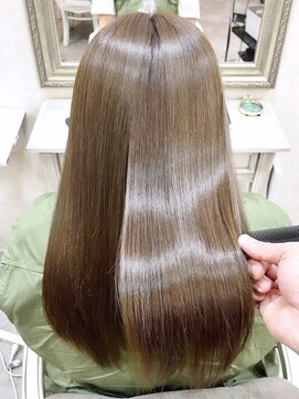 リルアーチ(Lillarch) 髪質改善/イルミナカラー/縮毛矯正/TOKIO/大人女性/韓国風