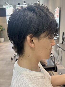 メンズ ビュートヨナカ(MEN’S VIEW TOYONAKA) メンズカット/襟足/刈り上げなし/直毛/眉毛カット/阪急豊中