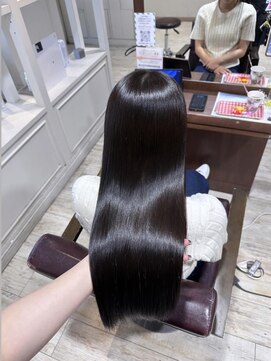 リー ルーチェ 布施(Lee Luce) うる艶髪