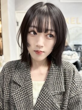 ジィルム(XELM) ハイライトカラーミルクティーベージュレイヤーカット