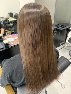 ディティール(Detail) インナーカラー×シルバーアッシュ