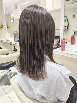 アッシュ 二俣川南口店(Ash) 肩下ロング/ハイライトデザイン/白髪ぼかしも◎/グレージュUP