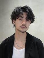 バイフィフス 原宿/表参道(by fifth)&nbsp;シャドウパーマスパイラルパーマセンターパート大人メンズヘア