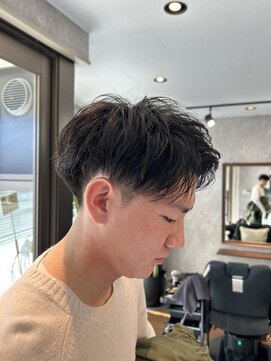 ザ クラン バイ ヘッドライト 仙台長町店(THE CLAN by HEADLIGHT) 「清潔感アップ刈り上げ  |  20～30代人気メンズショート」