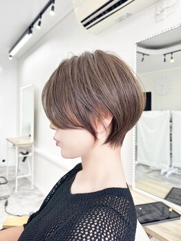 ザ ショート(THE SHORT)の写真/    首元まで綺麗に見えるショート