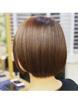 オロ(ORO)&nbsp;【ORO】毛先がきれいなマニッシュマッシュボブ　さがら