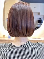 ヒビヲ(HIBIO)&nbsp;ショートボブ切りっぱなしボブぱつっとボブオージュア