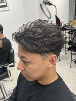 ラヴィズムバイフィフス(LUVISM by fifth)&nbsp;ニュアンスパーマフェザーパーマ毛流れ新潟メンズパーマ