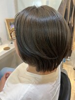 ココシア(Cocosia)&nbsp;グリーンアッシュ×ショートレイヤー