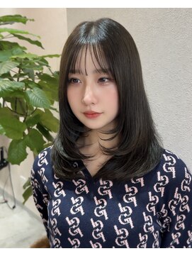 シュリー(SRee) オリーブカラー/レイヤーカット