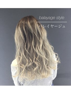 アンジェ(Ange) ミルクティー、グラデーション、ハイライト、エクステ、インナー