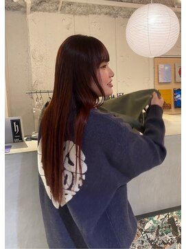 ルーム(Loom.) 顔周りレイヤーレイヤーカット透明感カラーブリーチなしカラー