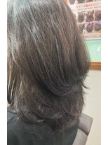 木洩れ陽サロンアイリス&nbsp;レイヤーカット