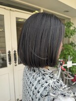 アウリンコ(aurinco) ゆるやか前下がりボブ