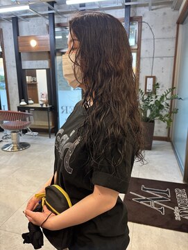 アンバー(AMBER) ロングレイヤーパーマ