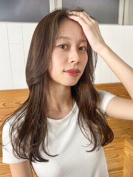 アルバム 銀座(ALBUM GINZA) ロング顔周りレイヤー韓国ヘア暗めカラー_F20382