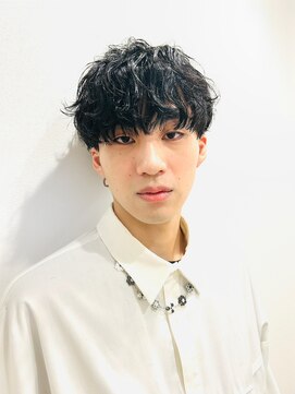 リベイル(LIVEIL) シャドウパーマ・波巻きパーマメンズパーマ・ニュアンスパーマ