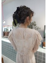 ウクク(UCUCU)&nbsp;編み込み×ゆるふわアップ