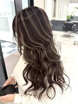 シエラ 心斎橋(CIERA.)&nbsp;アンブレラカラーミディアムヘア50代髪型レイヤーカット