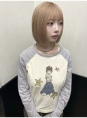 【ボブ/ホワイトベージュ/ケアブリーチ/10代】