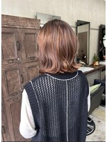 エイチ(H) レイヤーボブヘアカラーバレイヤージュ50代くるみちゃんヘア