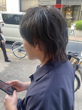 ザザ ZA/ZA 神楽坂 ブルーブラック×ブリーチなし襟足ハイトーンウルフ