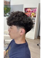 アヴァンス 広島本通店(AVANCE.)&nbsp;MEN’S HAIR/サーフカール/刈り上げセンターパート/広島