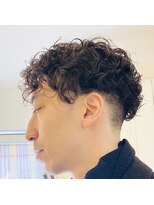 シーエルサロントウキョー&nbsp;好印象＆立体感！大人メンズの立体カールマッシュスタイルパーマ