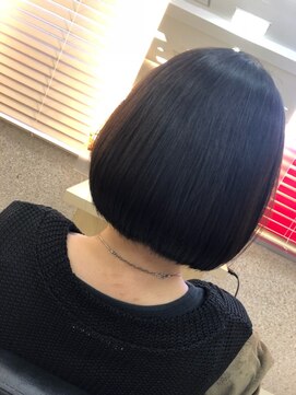キャパ 秦野(CAPA) 縮毛矯正したとは思えない自然な丸みのボブ