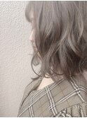 【美髪外ハネくびれボブブリーチなしグレーベージュ新宿】