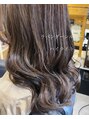 ネスタ ヘアー グラウンド(NESTA hair ground) 細かいハイライトで気になる赤みをぼかして軽いスタイルへ