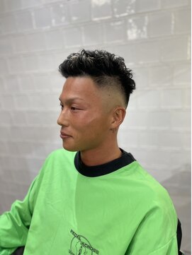 メリケンバーバーショップ フクオカ(MERICAN BARBERSHOP FUK) 本格フェードバーバースタイル