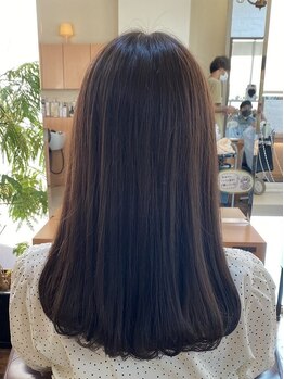 ミオ パーチェ ヘア(mio pace hair)の写真/髪へのダメージを最小限に抑え、自然に馴染むナチュラルストレートヘアに◎自然な仕上がりで、ツヤ感UP♪