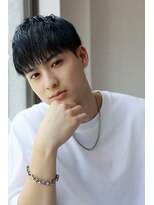 ソイクフ(SOY KUFU)&nbsp;MEN’S HAIR ツーブロック束感ショート波巻きカルマパーマ