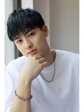 ソイクフ(SOY KUFU) MEN’S HAIR ツーブロック束感ショート波巻きカルマパーマ