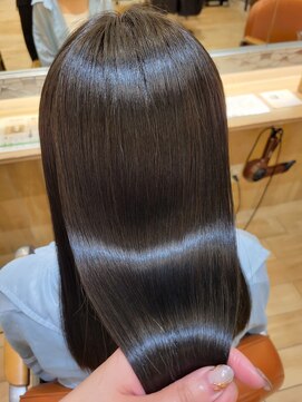 オリーブスバイネオリーブ(Olive's by neolive) 斜めバング/グレージュカラー/デザインカラー/髪質改善/新宿