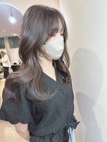 クム(QUMU)&nbsp;くびれヘア×インナーグレージュ